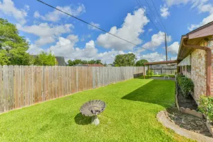 12118 Kirkholm Dr, Houston, TX 77089 - Photo 30