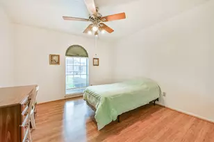 12118 Kirkholm Dr, Houston, TX 77089 - Photo 24