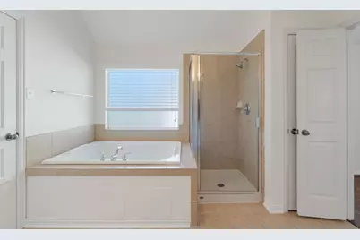 11 Korbel Ct, The Woodlands, TX 77382 - Photo 24