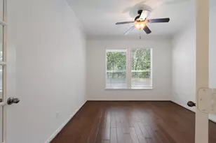 11 Korbel Ct, The Woodlands, TX 77382 - Photo 18