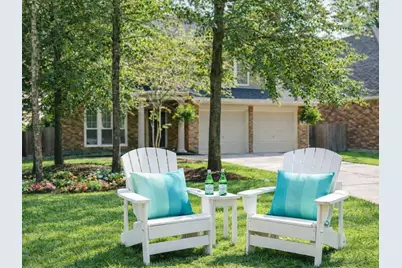 11 Korbel Ct, The Woodlands, TX 77382 - Photo 2