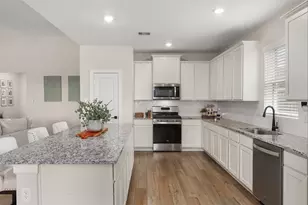 13709 Gaff Rig Dr, Texas City, TX 77510 - Photo 12