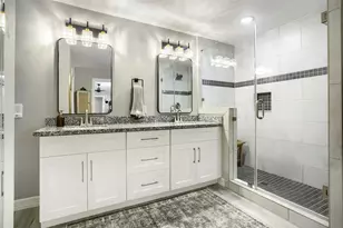 9214 Bintliff Dr, Houston, TX 77074 - Photo 16