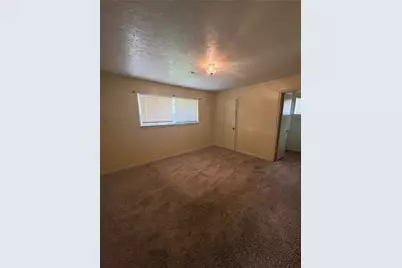118 Honeysuckle Street, Lake Jackson, TX 77566 - Photo 10