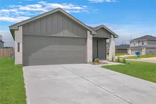 18317 Reimann Ln, New Caney, TX 77357 - Photo 2