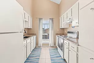 9809 Richmond Ave, Houston, TX 77042 - Photo 2