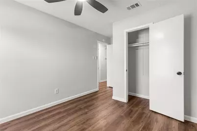 8451 S Meadow Bird Circle, Missouri City, TX 77489 - Photo 20