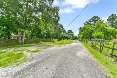 19757 Dorris Drive, Magnolia, TX 77355 - Photo 6