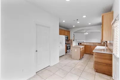 22012 Royal Timbers Drive, Kingwood, TX 77339 - Photo 14