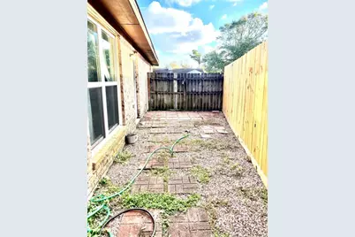 2826 Pickett Dr, League City, TX 77573 - Photo 24