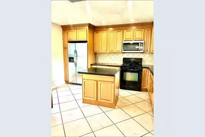 2826 Pickett Dr, League City, TX 77573 - Photo 12