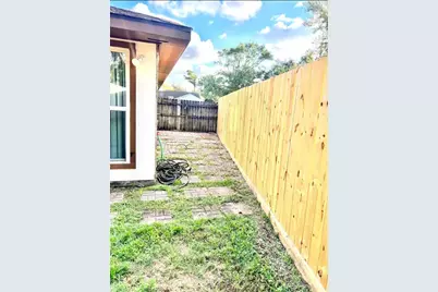 2826 Pickett Dr, League City, TX 77573 - Photo 22