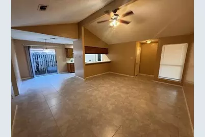 1610 Hazelwood Street, Conroe, TX 77301 - Photo 4
