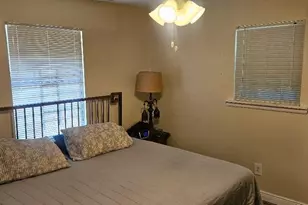 146 Hohldale St, Houston, TX 77022 - Photo 10