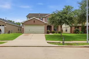 20507 Pinos Verde Dr, Cypress, TX 77433 - Photo 2