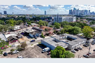 1419 Hawthorne #9, Houston, TX 77006 - Photo 16