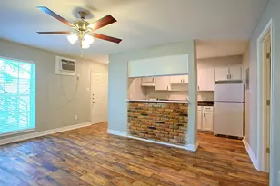 1419 Hawthorne, Houston, TX 77006 - Photo 2