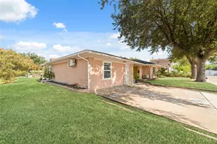 1302 56th St, Galveston, TX 77551 - Photo 38