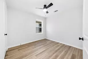 2018 Hampton St, Houston, TX 77088 - Photo 26