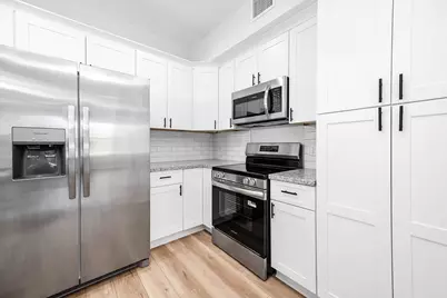 2018 Hampton Street #A B, Houston, TX 77088 - Photo 10