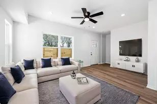 2018 Hampton St, Houston, TX 77088 - Photo 2