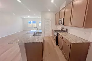 9749 Enclave Ridge Rd, Willis, TX 77318 - Photo 6