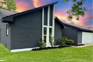 9867 Sageroyal Ln, Houston, TX 77089 - Photo 1
