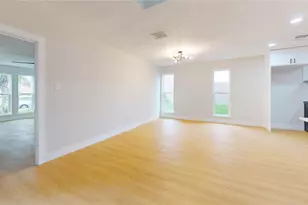 9867 Sageroyal Ln, Houston, TX 77089 - Photo 36
