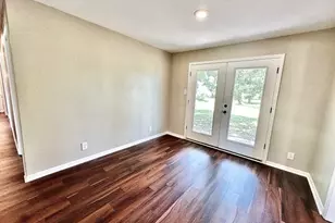 505 N 16th St, Port O Connor, TX 77982 - Photo 6