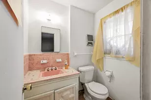 7701 Rhobell St, Houston, TX 77016 - Photo 32