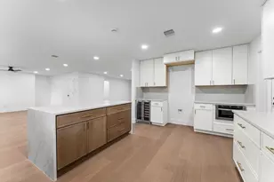 5438 Wigton Dr, Houston, TX 77096 - Photo 10