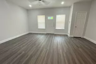 1029 Calvin Ave, Houston, TX 77088 - Photo 4