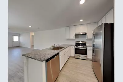 10515 McClintock Drive, San Antonio, TX 78109 - Photo 4