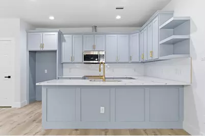 7040 Kinney Street, Houston, TX 77087 - Photo 14
