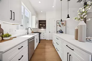 2808 Mills St, Houston, TX 77026 - Photo 8