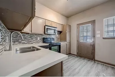 8310 Wild Rose St Street #16C, Houston, TX 77083 - Photo 20
