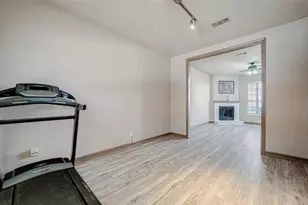 8310 Wild Rose St St, Houston, TX 77083 - Photo 16