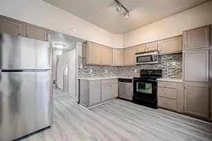 8310 Wild Rose St St, Houston, TX 77083 - Photo 18