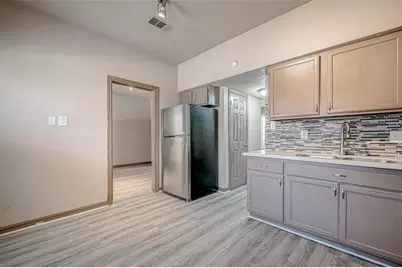 8310 Wild Rose St Street #16C, Houston, TX 77083 - Photo 22