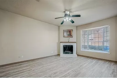 8310 Wild Rose St Street #16C, Houston, TX 77083 - Photo 10