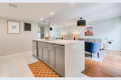 2324 Steel Street #20, Houston, TX 77098 - Photo 12