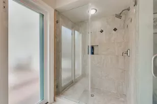 2324 Steel St, Houston, TX 77098 - Photo 40