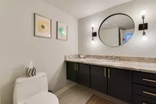 2324 Steel St, Houston, TX 77098 - Photo 8