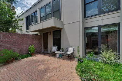 2324 Steel Street #20, Houston, TX 77098 - Photo 2