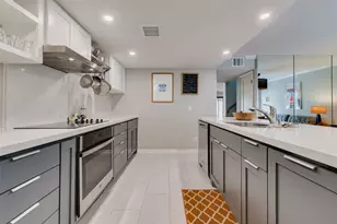 2324 Steel St, Houston, TX 77098 - Photo 10