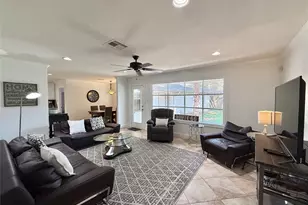 5454 Imogene St, Houston, TX 77096 - Photo 2