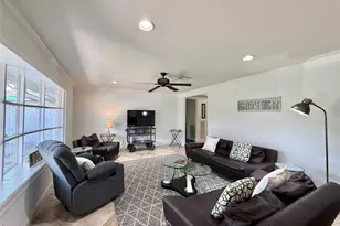 5454 Imogene St, Houston, TX 77096 - Photo 8