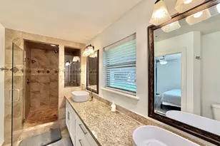 5454 Imogene St, Houston, TX 77096 - Photo 12