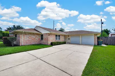3125 Mar Ann Drive, La Marque, TX 77568 - Photo 1