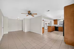 3125 Mar Ann Dr, La Marque, TX 77568 - Photo 8